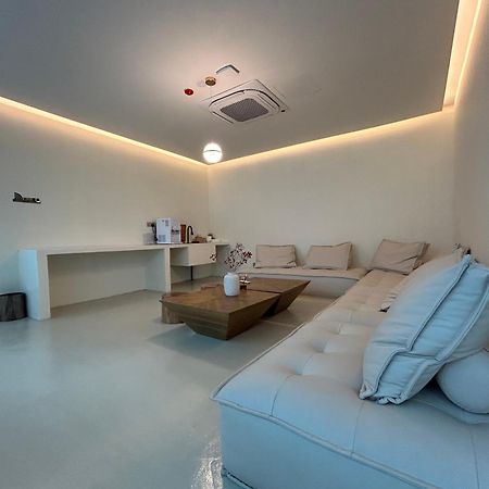 One18 Boutique Hotel Куала-Лумпур Экстерьер фото